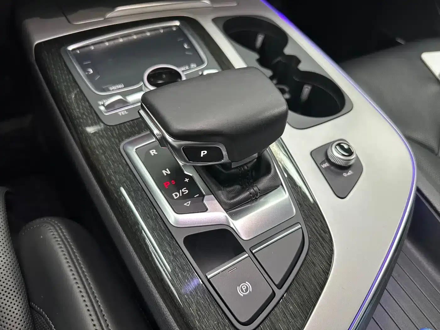 Audi Q7 2018 45 TFSI Premium — миниатюра 23