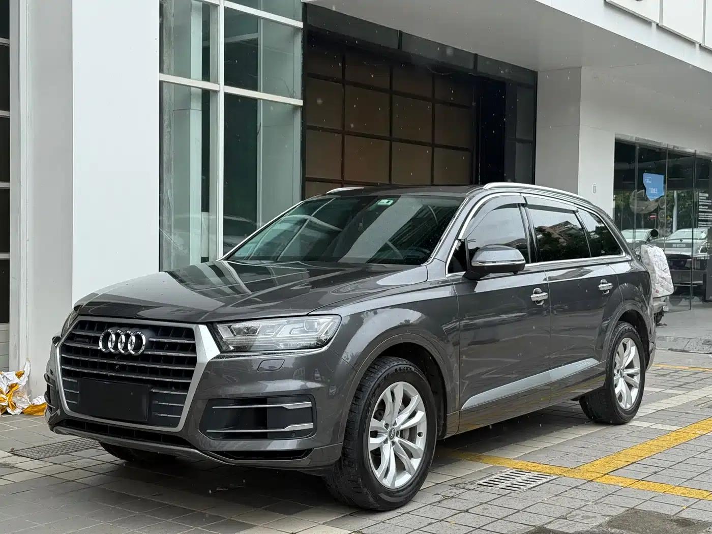 Audi Q7 2019 55 TFSI Technology Edition — миниатюра 1