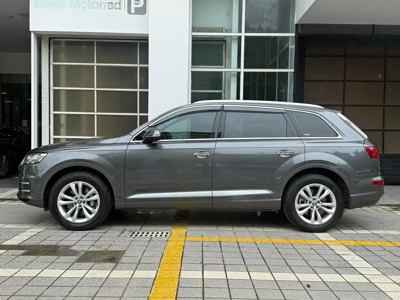 Audi Q7 2019 55 TFSI Technology Edition — миниатюра 2