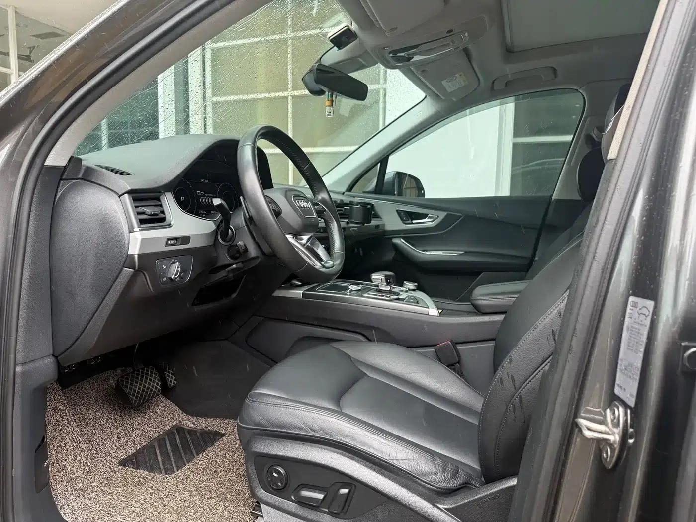 Audi Q7 2019 55 TFSI Technology Edition — миниатюра 10