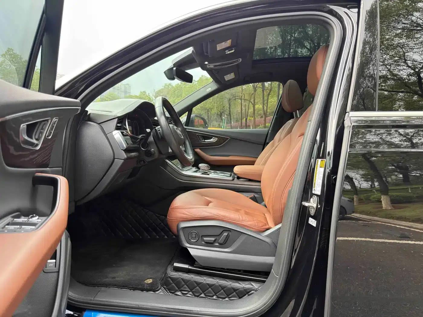 Audi Q7 2021 55 TFSI quattro S line Sport — миниатюра 4