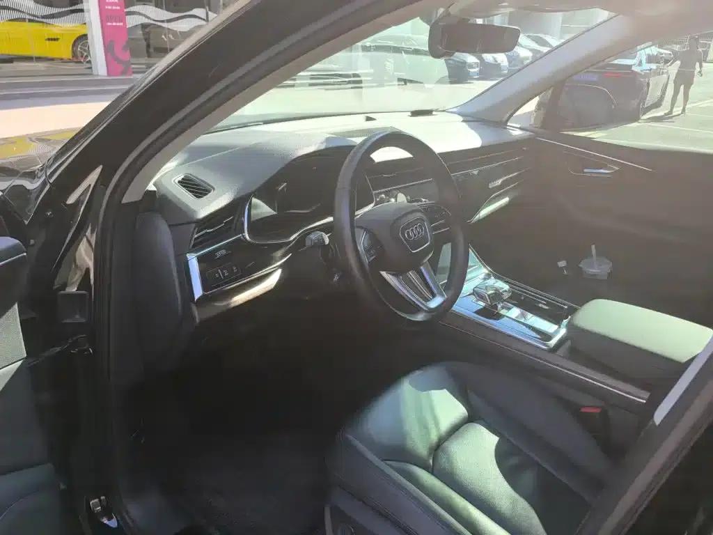 Audi Q7 2020 55 TFSI quattro S line Sport — миниатюра 6