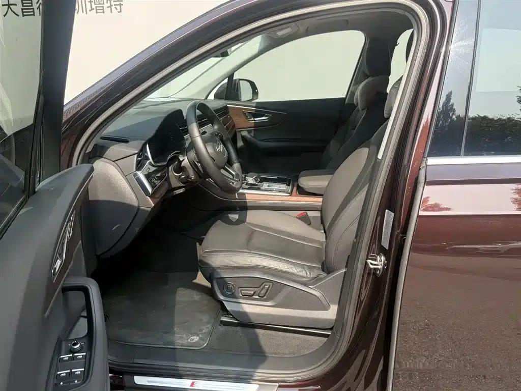 Audi Q7 2021 45 TFSI quattro S line Sport — миниатюра 11