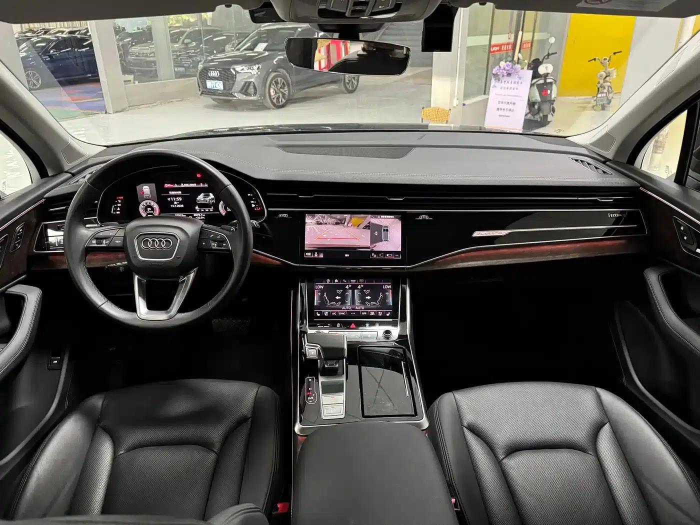 Audi Q7 2023 55 TFSI quattro S line Sport — миниатюра 5