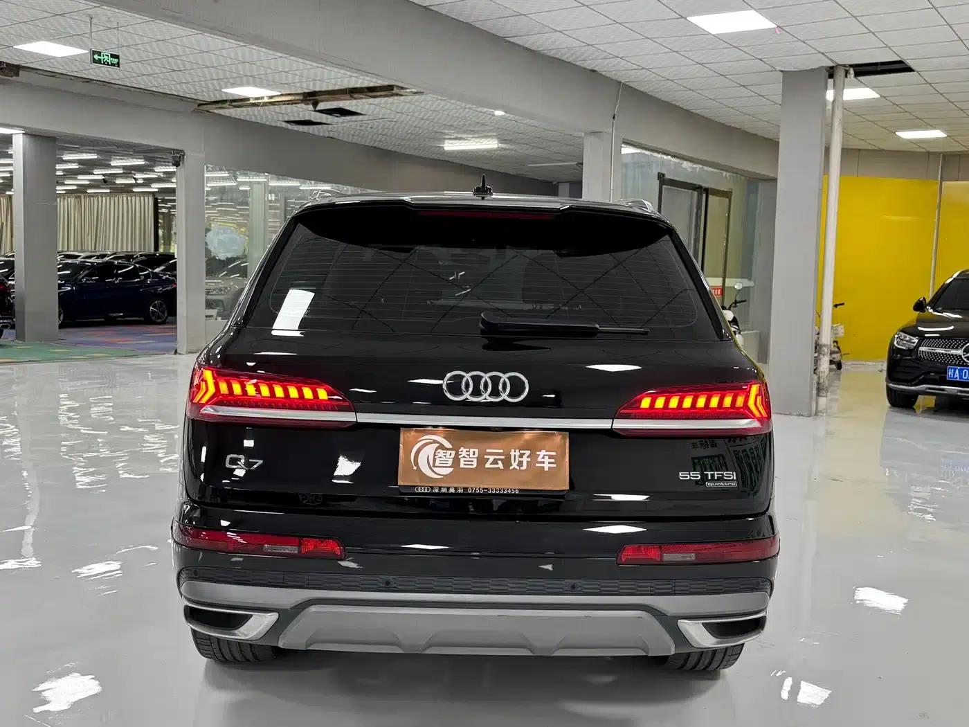 Audi Q7 2023 55 TFSI quattro S line Sport — миниатюра 10