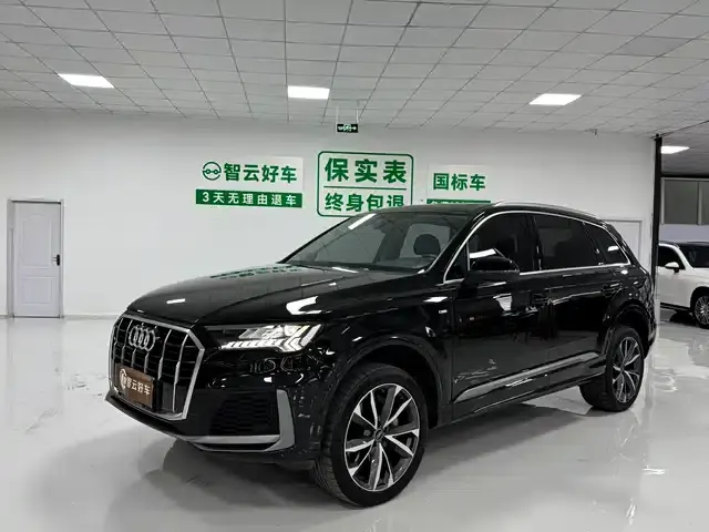 Audi Q7 2023 55 TFSI quattro S line Sport