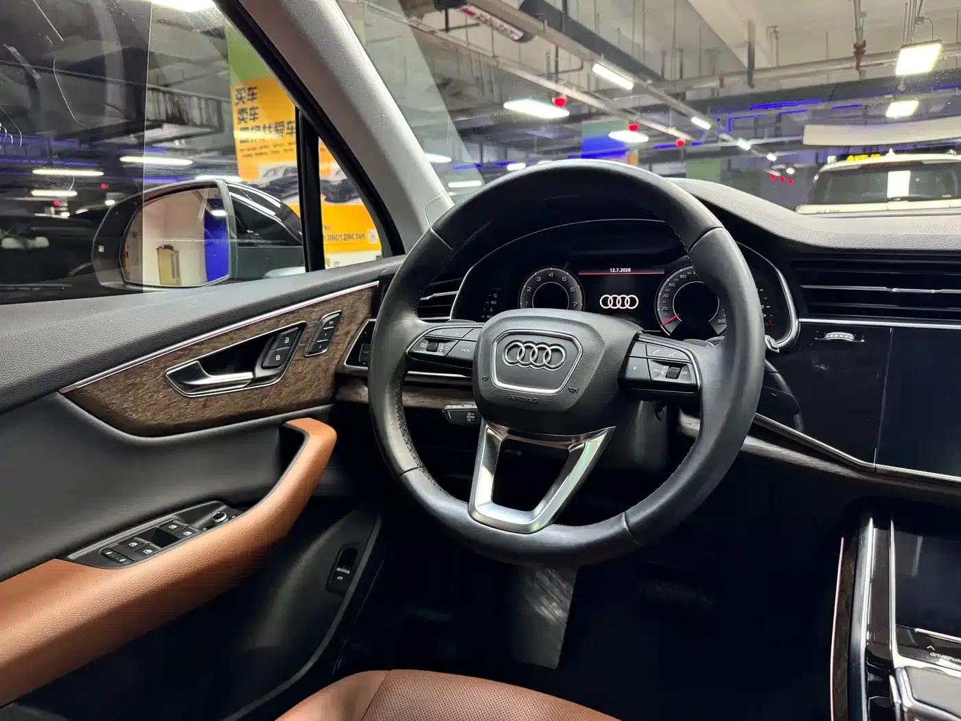 Audi Q7 2021 55 TFSI quattro S line Sport — миниатюра 25