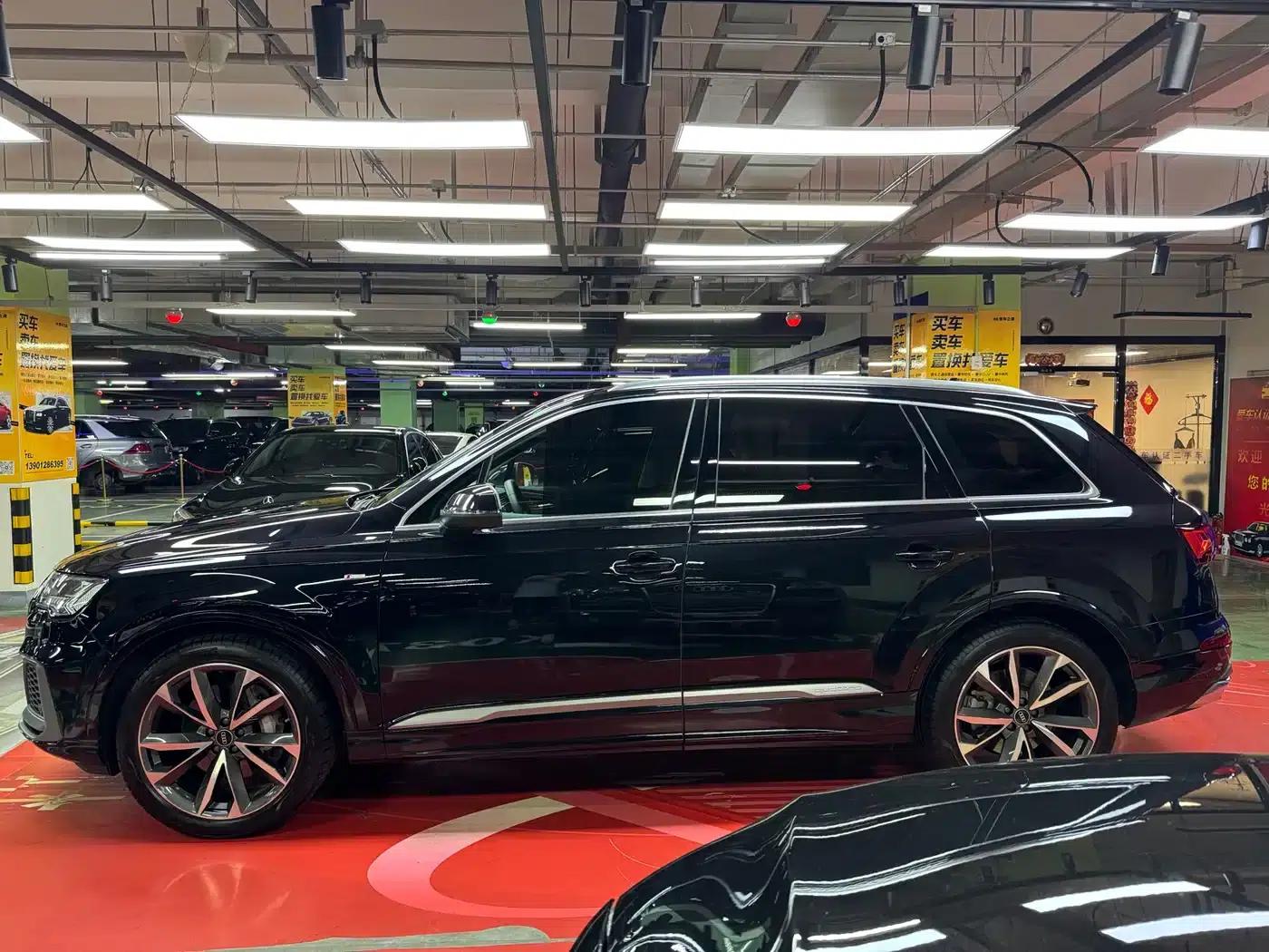 Audi Q7 2021 55 TFSI quattro S line Sport — миниатюра 4