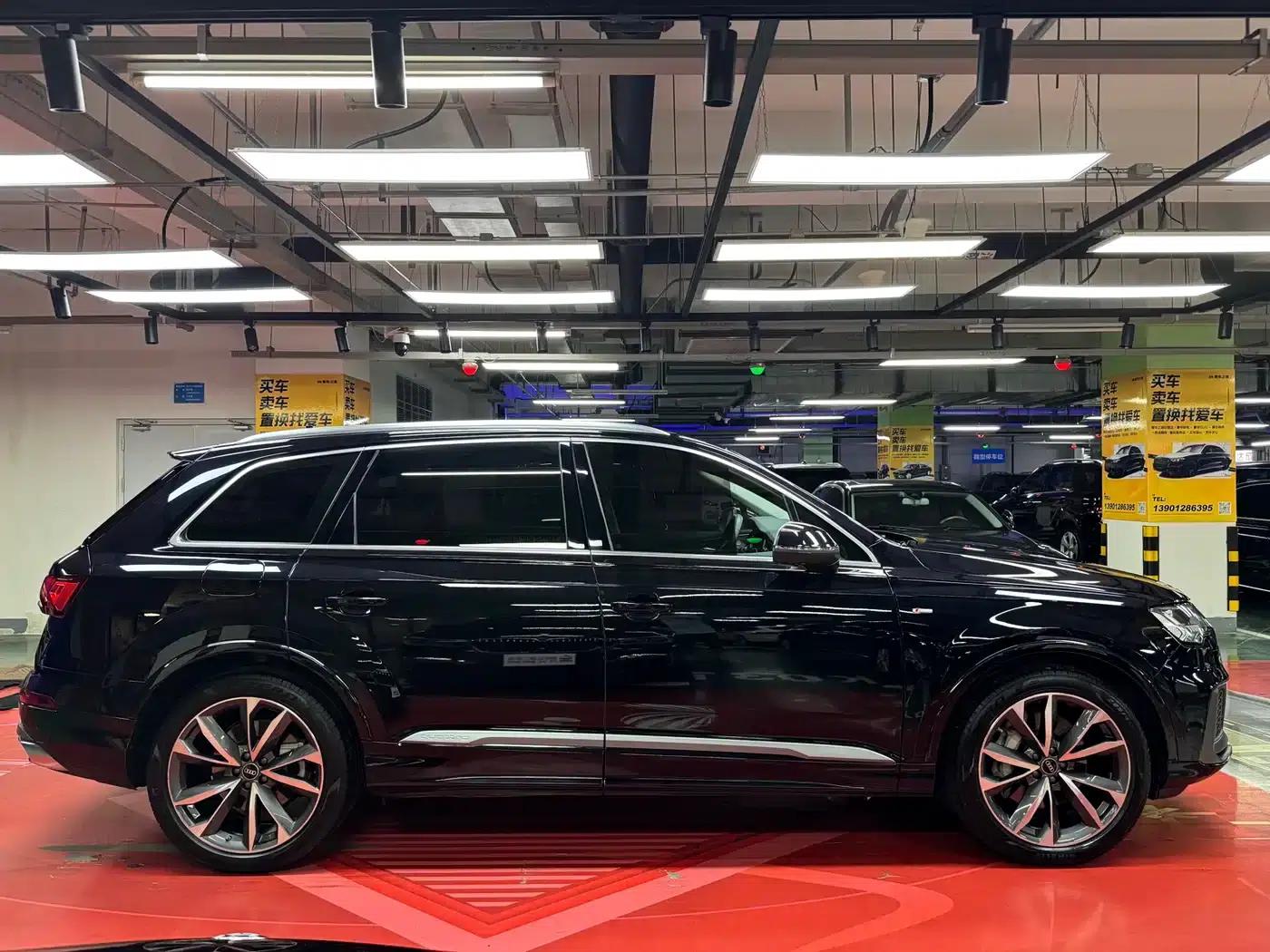 Audi Q7 2021 55 TFSI quattro S line Sport — миниатюра 8
