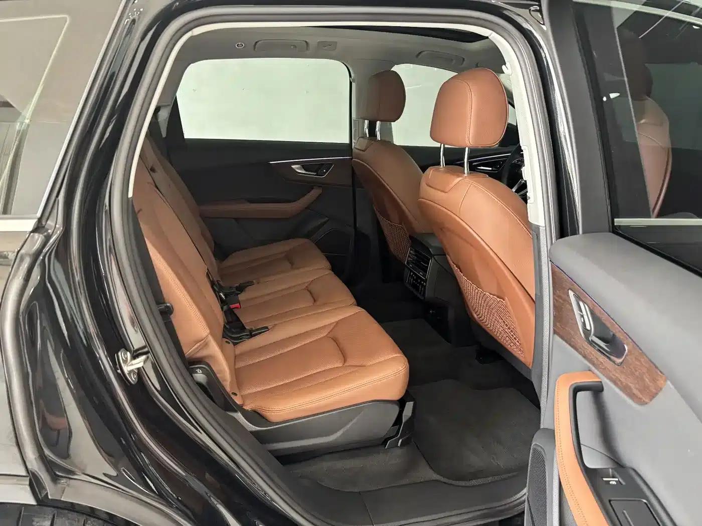 Audi Q7 2023 55 TFSI quattro S line Sport — миниатюра 24