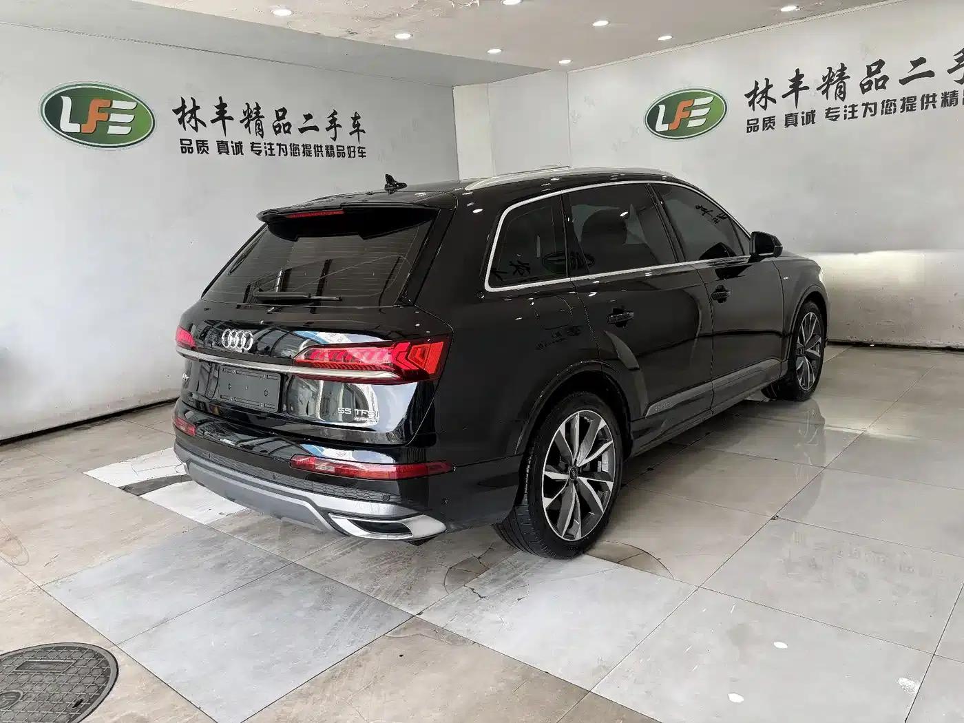 Audi Q7 2023 55 TFSI quattro S line Sport — миниатюра 5