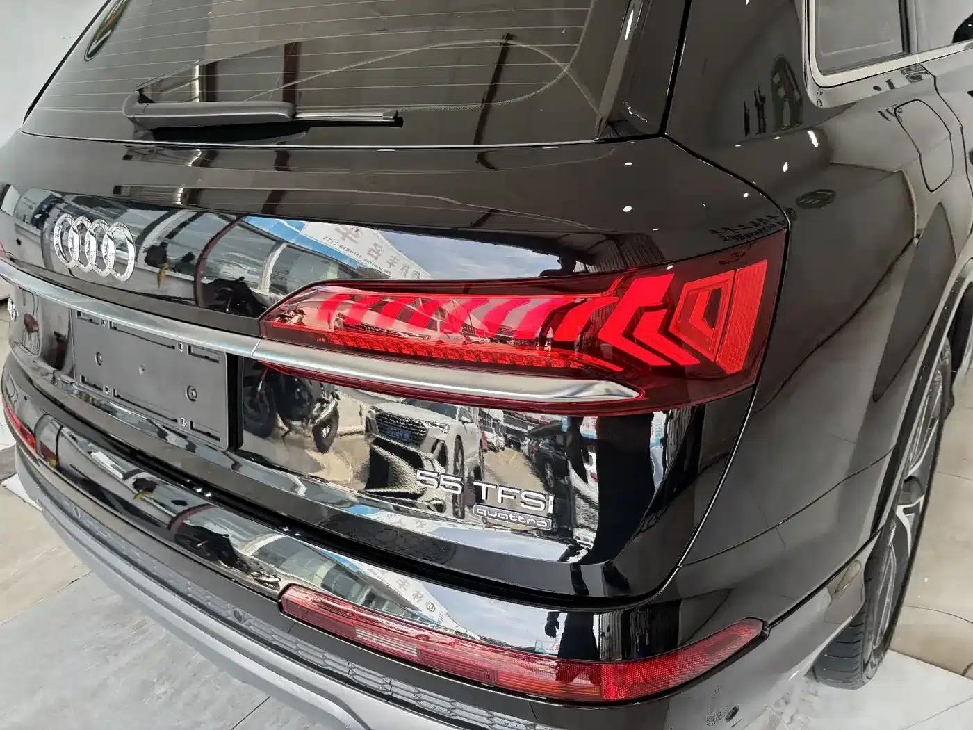 Audi Q7 2023 55 TFSI quattro S line Sport — миниатюра 9