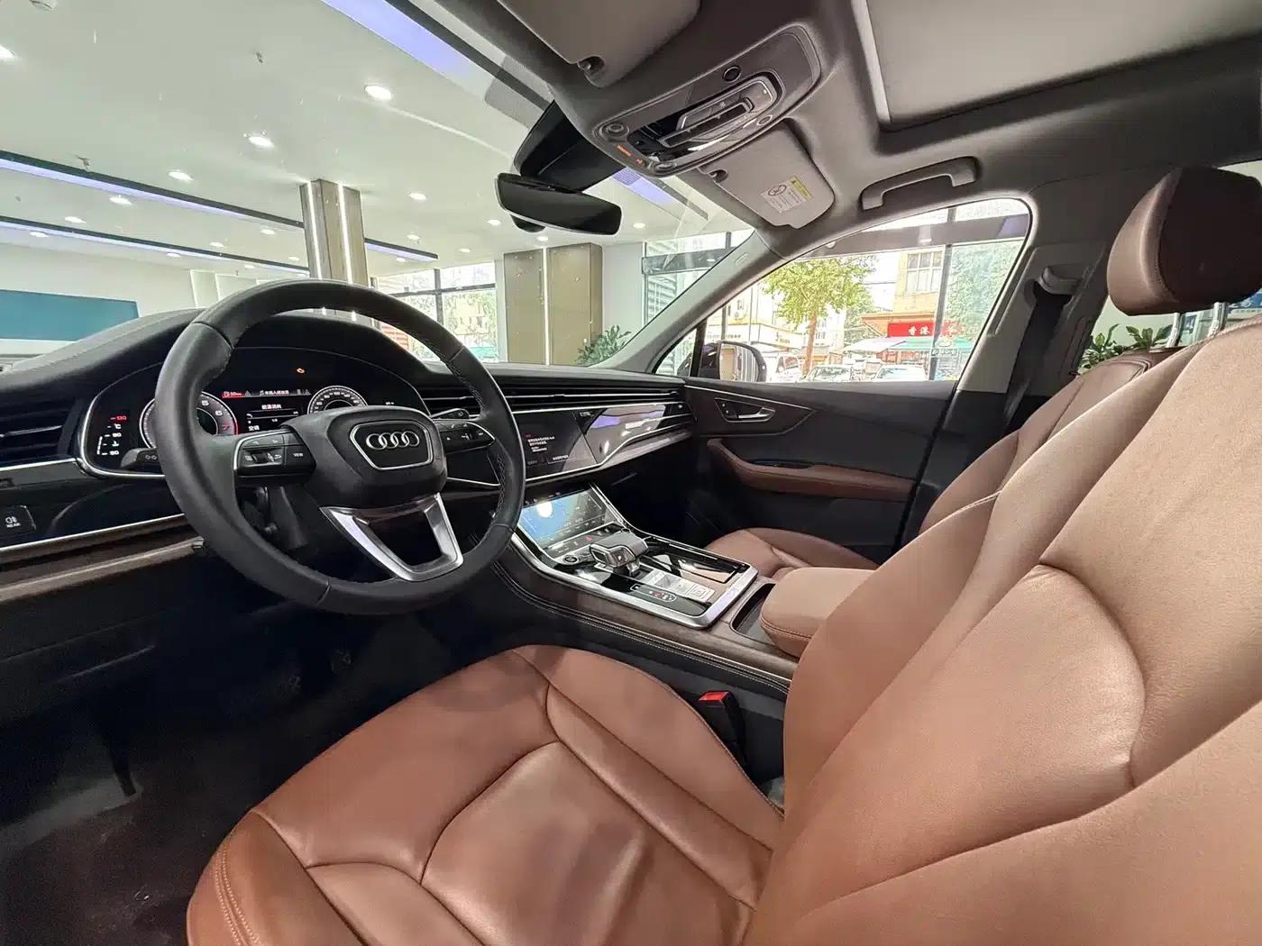 Audi Q7 2024 45 TFSI quattro S line Black Knight Edition — миниатюра 4