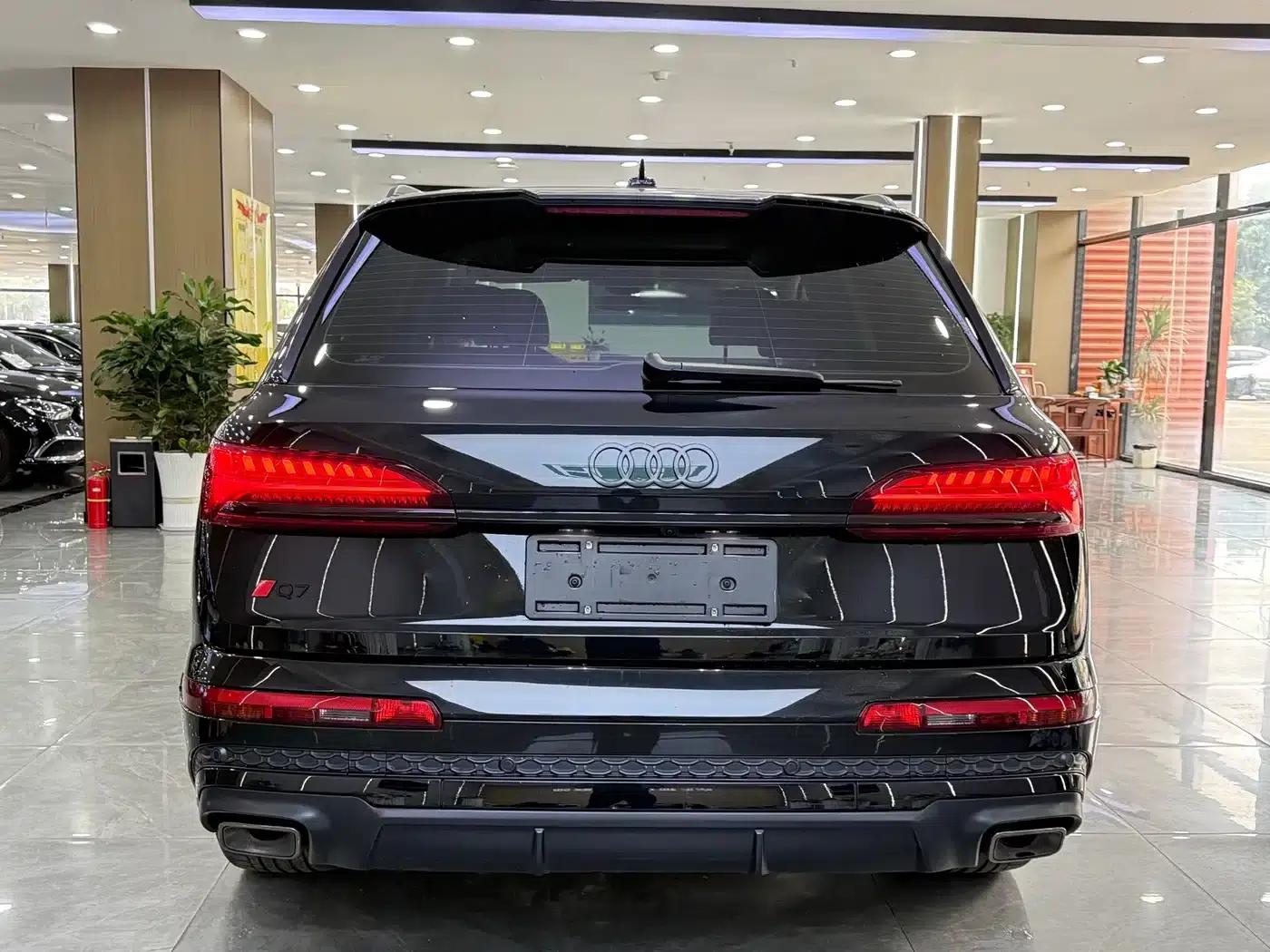 Audi Q7 2024 45 TFSI quattro S line Black Knight Edition — миниатюра 10