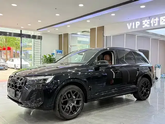 Audi Q7 2024 45 TFSI quattro S line Black Knight Edition