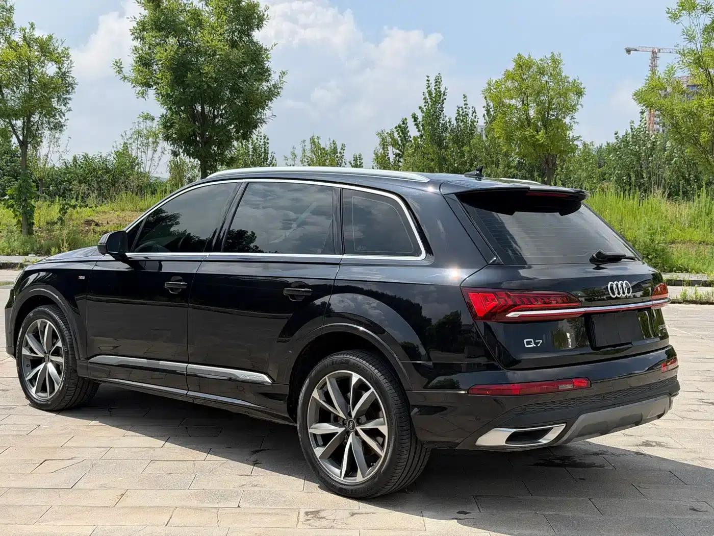 Audi Q7 2021 55 TFSI quattro S line Sport — миниатюра 7