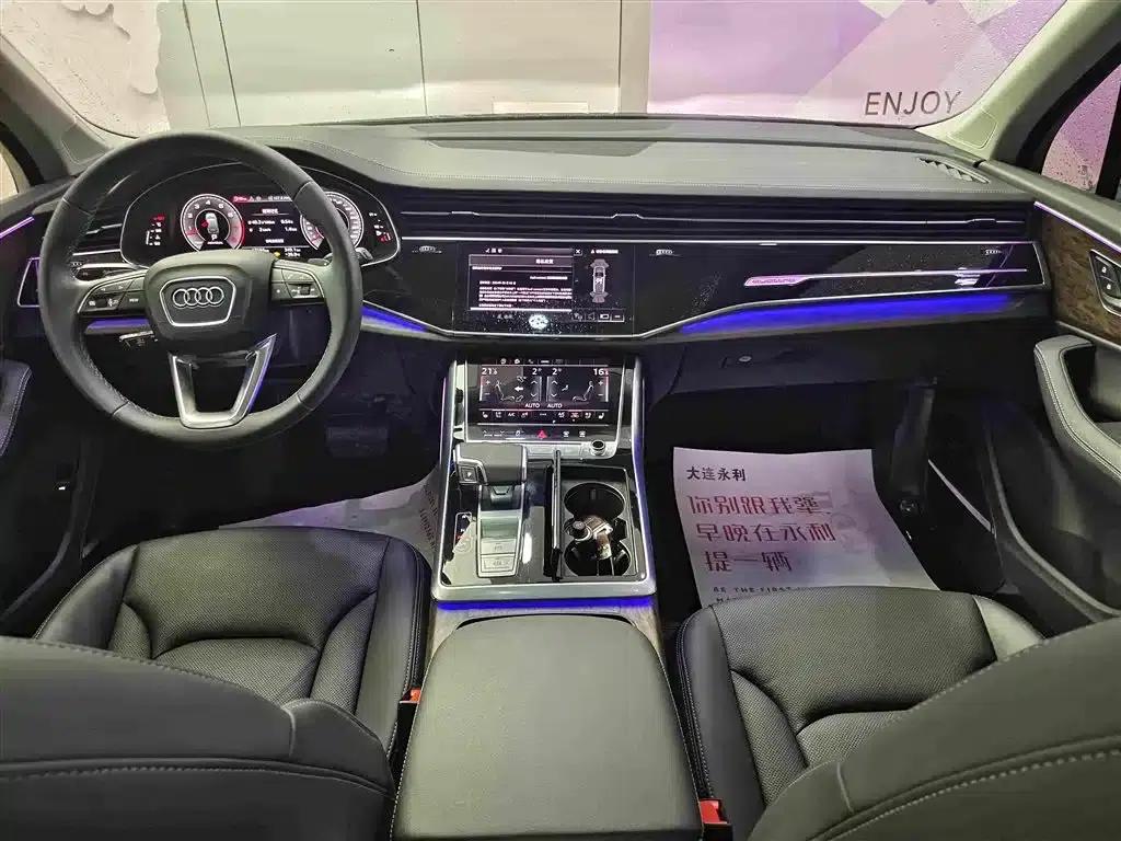 Audi Q7 2024 55 TFSI quattro S line Sport — миниатюра 12
