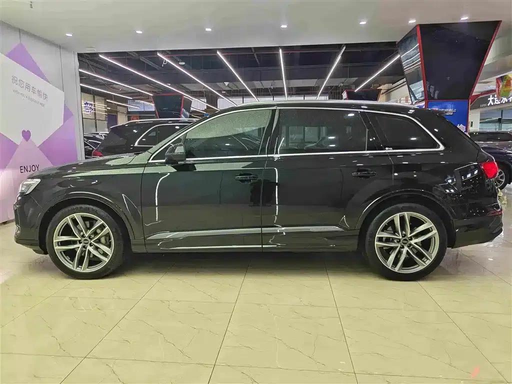 Audi Q7 2024 55 TFSI quattro S line Sport — миниатюра 7