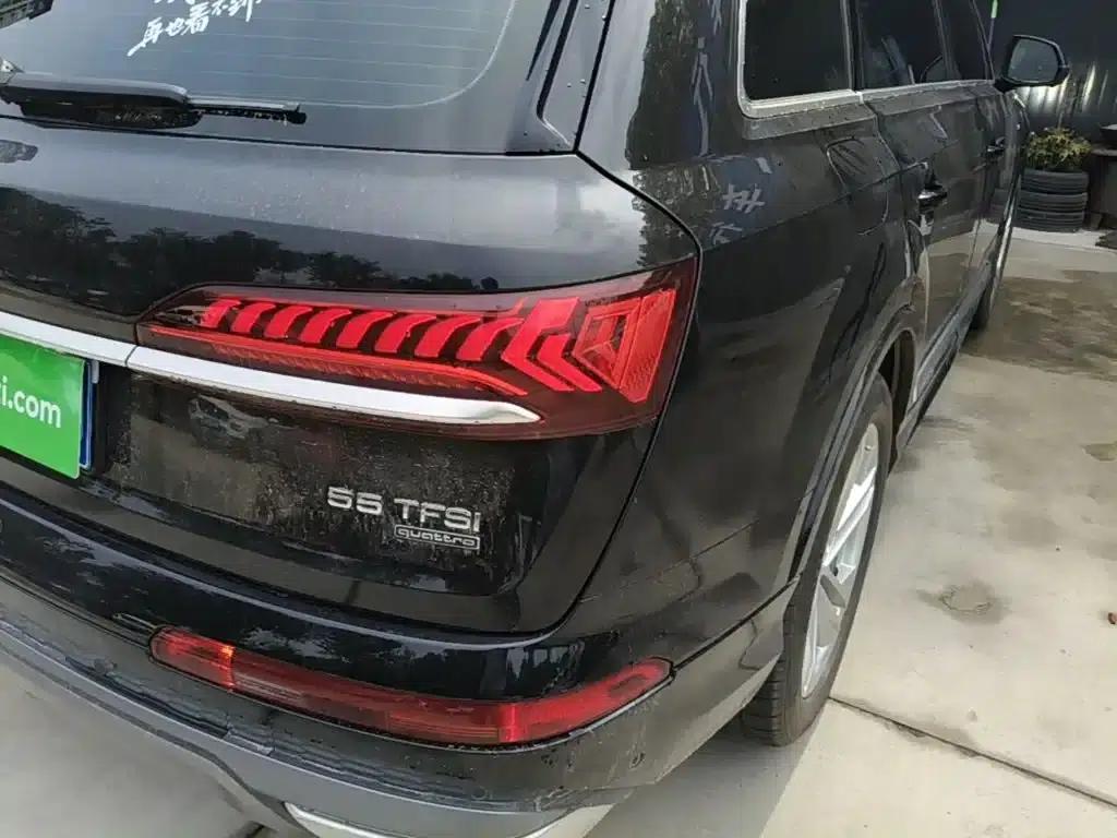 Audi Q7 2023 45 TFSI quattro S line Sport — миниатюра 8