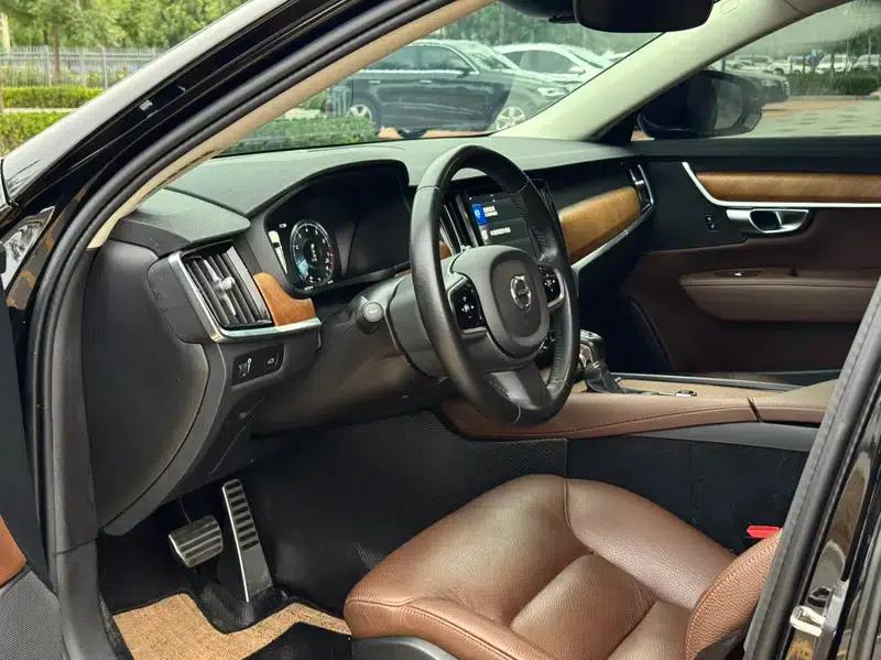 2020 Volvo S90 T5 Inscription Luxury Edition — миниатюра 8