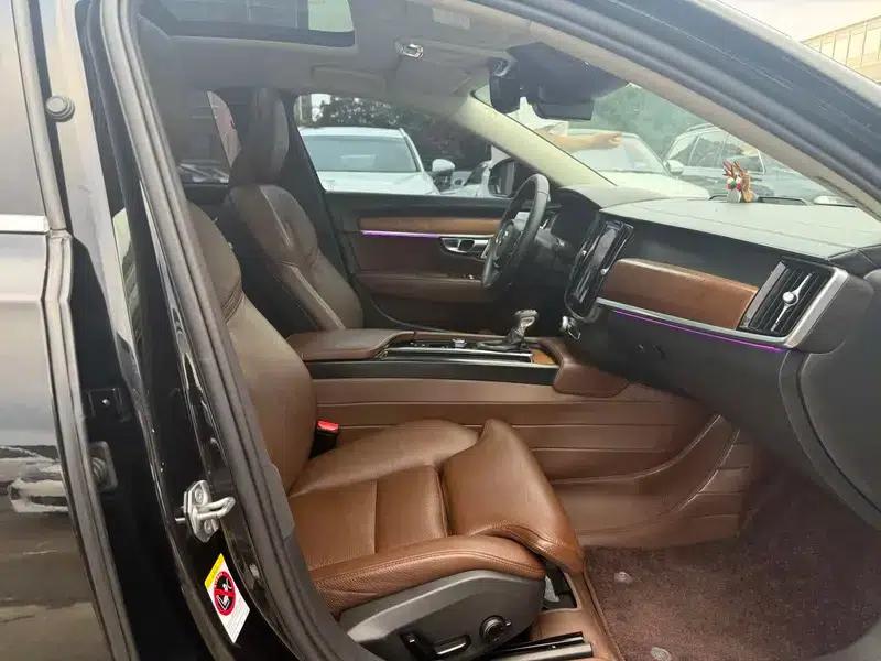 Volvo S90 2020 T5 Inscription Luxury Edition — миниатюра 12