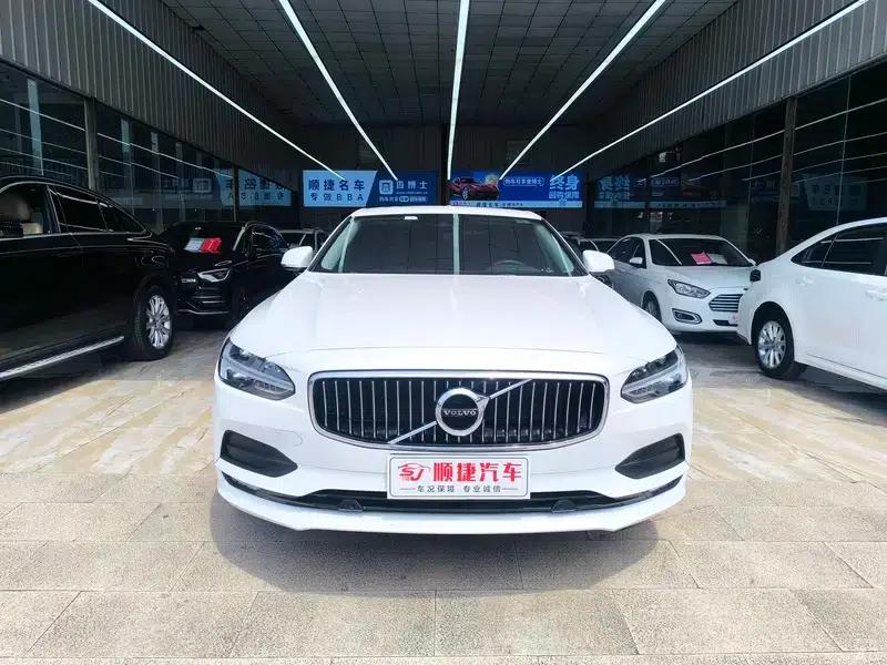 2018 Volvo S90 T4 Smart Edition — миниатюра 2
