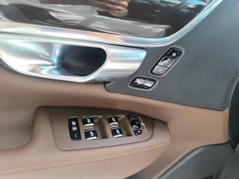 2018 Volvo S90 T4 Smart Edition — миниатюра 17