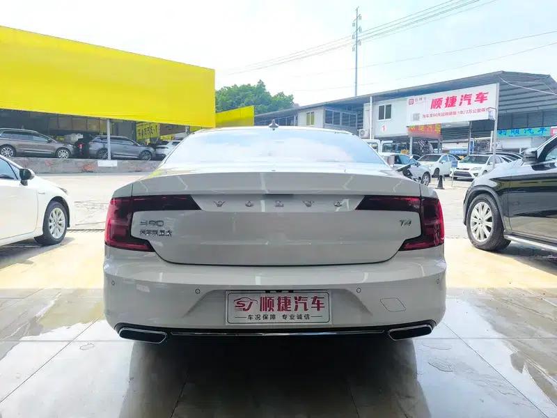 2018 Volvo S90 T4 Smart Edition — миниатюра 5