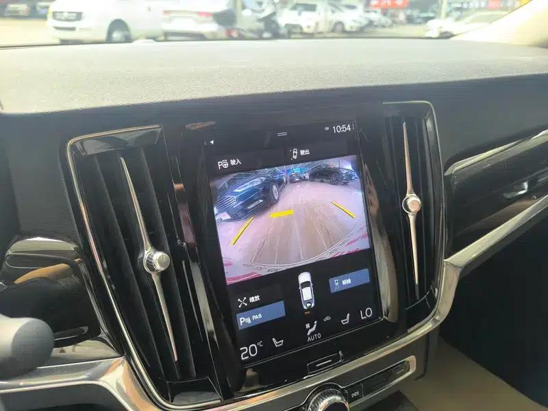 2018 Volvo S90 T4 Smart Edition — миниатюра 9