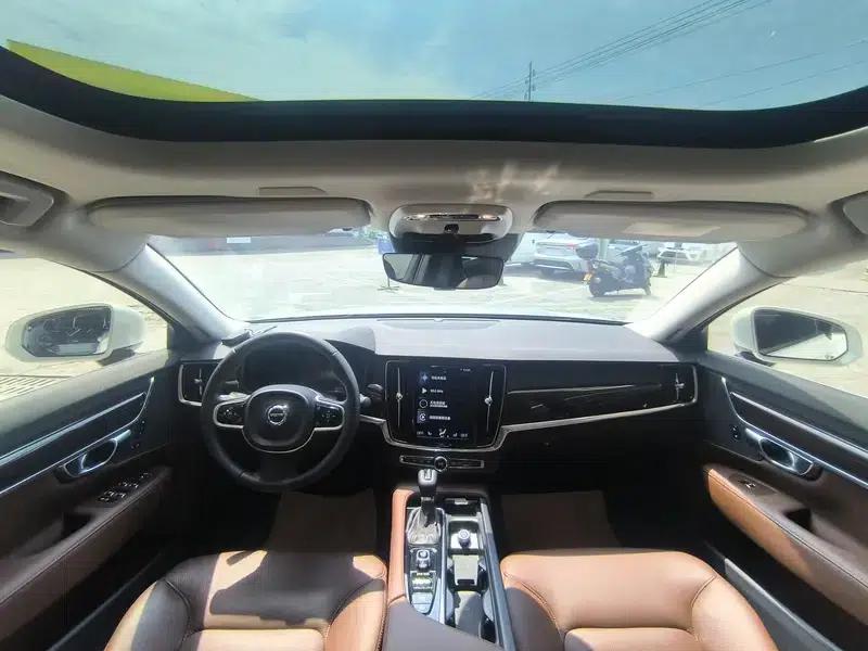 2018 Volvo S90 T4 Smart Edition — миниатюра 10