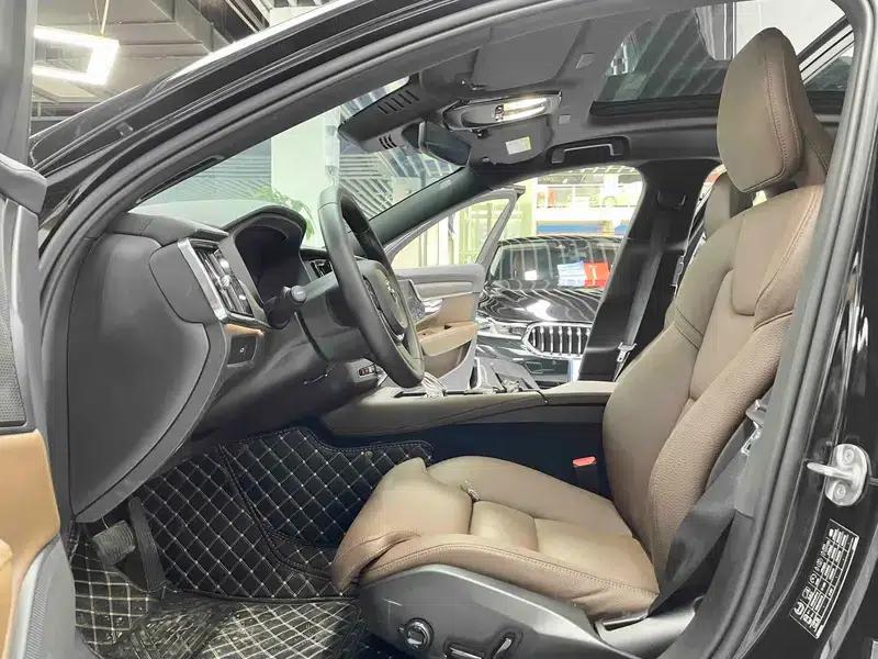 2025 Volvo S90 B5 Inscription Luxury Edition — миниатюра 14