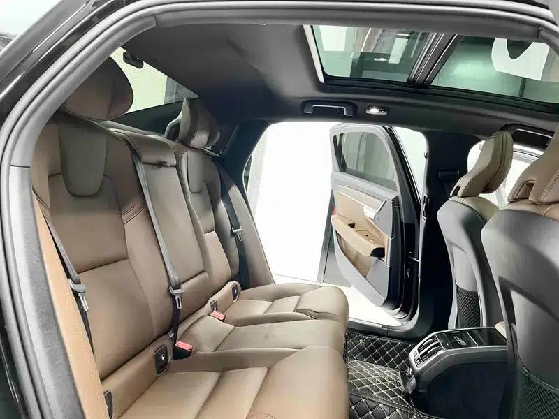 2025 Volvo S90 B5 Inscription Luxury Edition — миниатюра 17