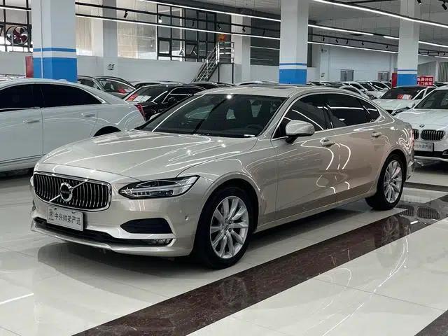 2017 Volvo S90 T5 Smart Edition