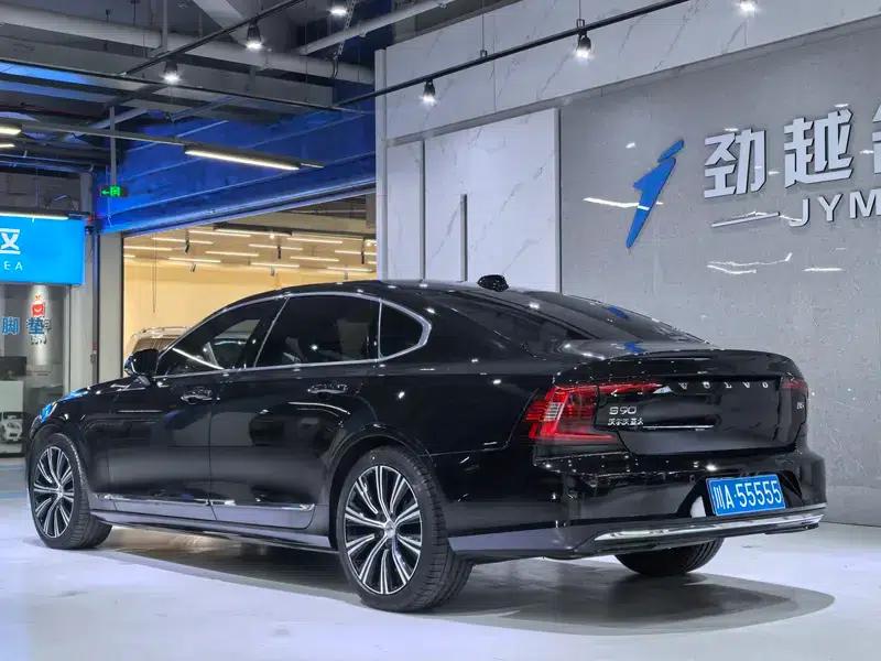 2024 Volvo S90 B5 Inscription Luxury Edition — миниатюра 3