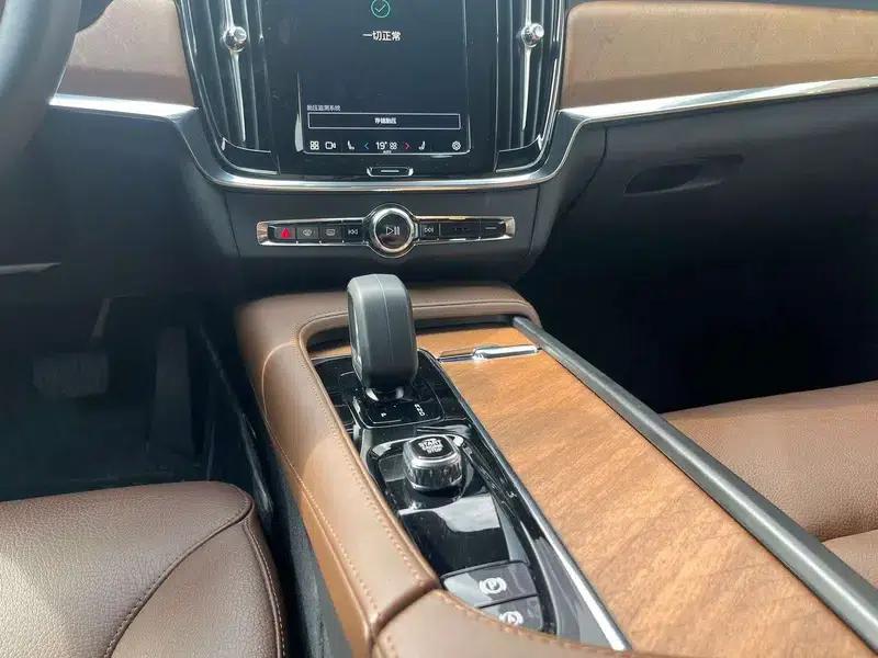 2024 Volvo S90 B5 Smart Luxury Edition — миниатюра 11