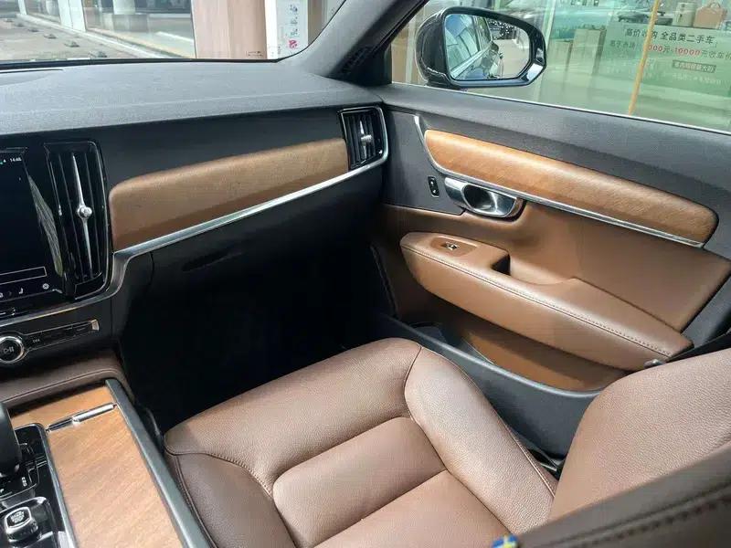 2024 Volvo S90 B5 Smart Luxury Edition — миниатюра 7