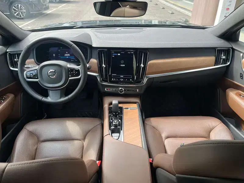2024 Volvo S90 B5 Smart Luxury Edition — миниатюра 8