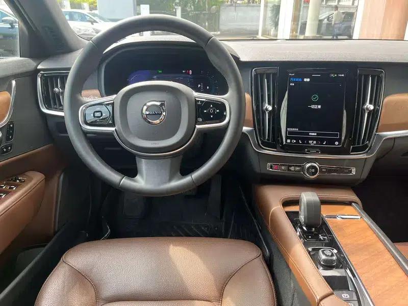 2024 Volvo S90 B5 Smart Luxury Edition — миниатюра 10