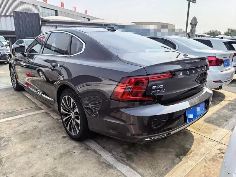 2023 Volvo S90 B5 Inscription Luxury Edition — миниатюра 4