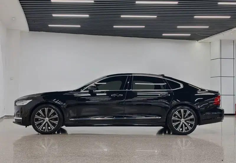2021 Volvo S90 B5 Smart Luxury Edition — миниатюра 3