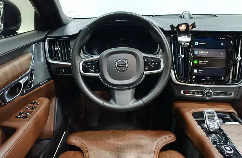 2021 Volvo S90 B5 Smart Luxury Edition — миниатюра 10