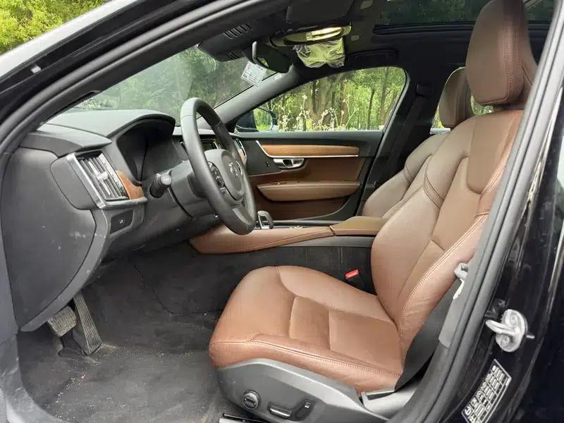 2025 Volvo S90 B5 Smart Luxury Edition — миниатюра 12