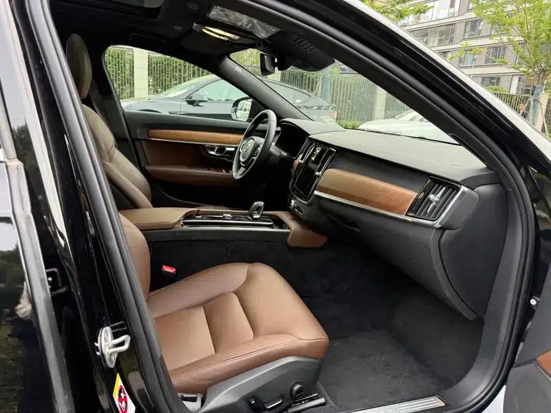 2025 Volvo S90 B5 Smart Luxury Edition — миниатюра 10