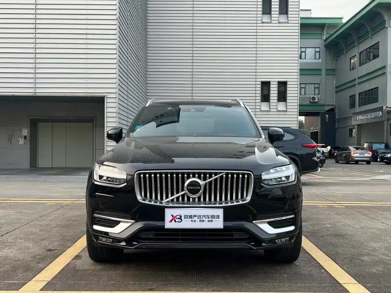 2021 Volvo XC90 B5 Smart Luxury Edition 5-seater — миниатюра 2