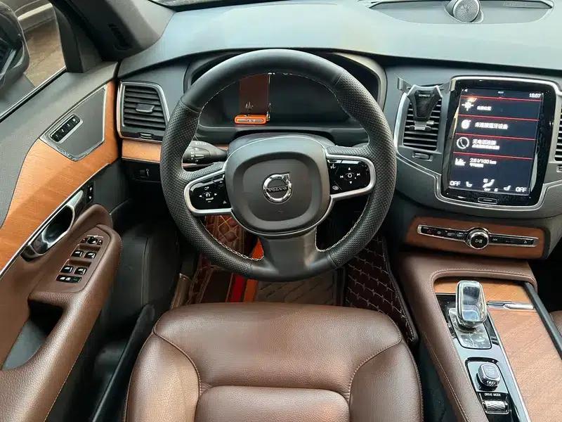 2021 Volvo XC90 B5 Smart Luxury Edition 5-seater — миниатюра 11