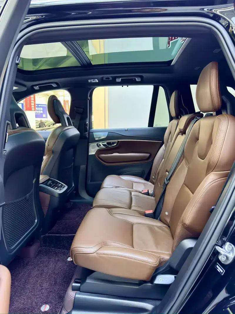 2022 Volvo XC90 B6 Inscription Luxury Edition 7-seater — миниатюра 14