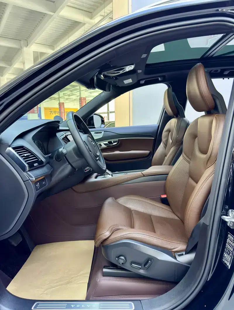 2022 Volvo XC90 B6 Inscription Luxury Edition 7-seater — миниатюра 10