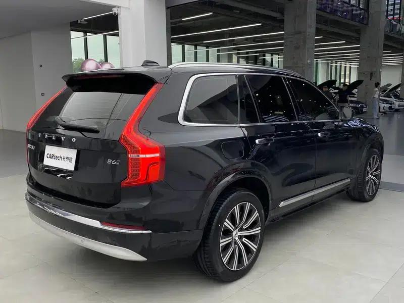 2021 Volvo XC90 B6 Inscription Luxury Edition 7-seater — миниатюра 4