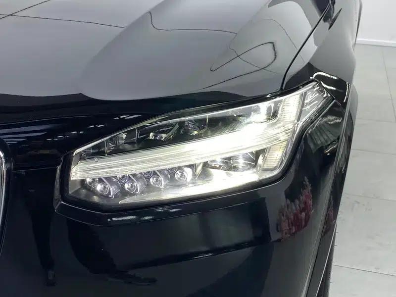 2021 Volvo XC90 B6 Inscription Luxury Edition 7-seater — миниатюра 6