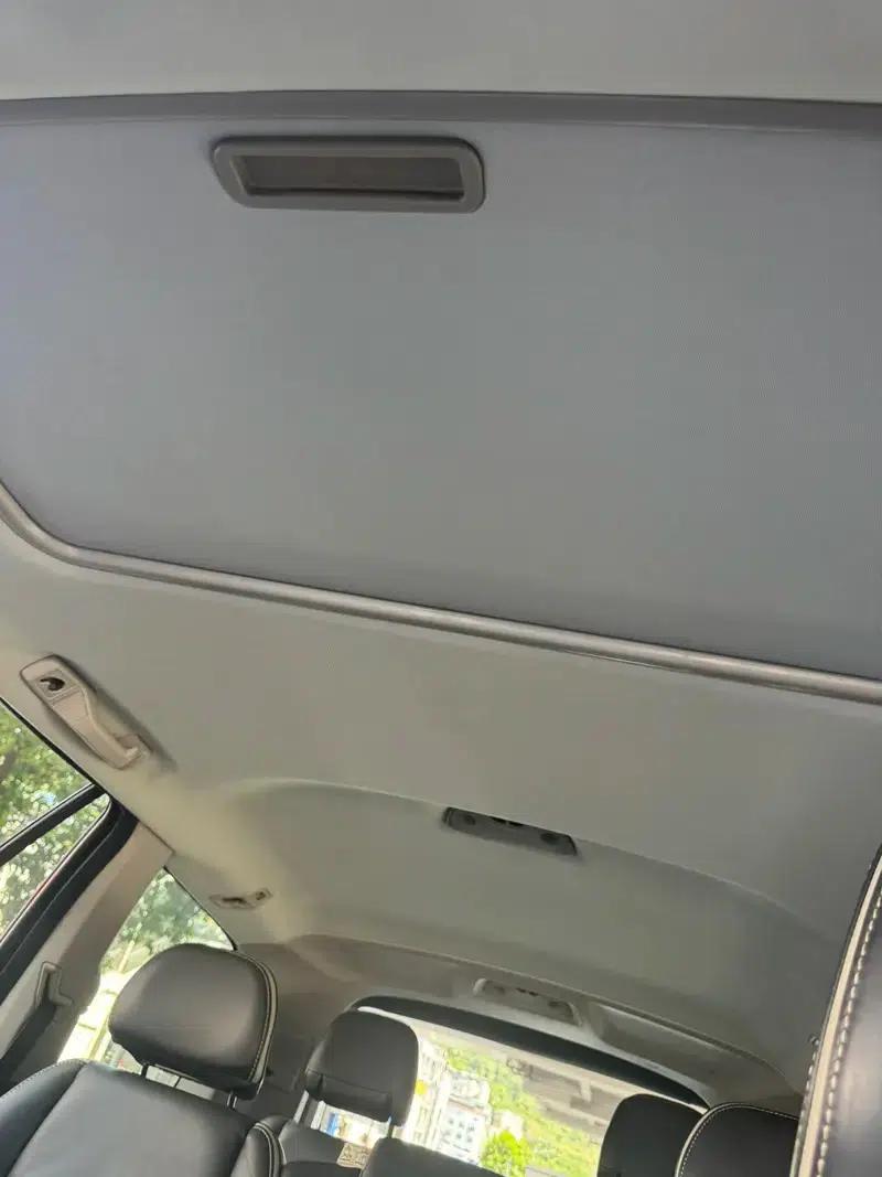 2011 Volvo XC90 2.5T R-Design — миниатюра 23